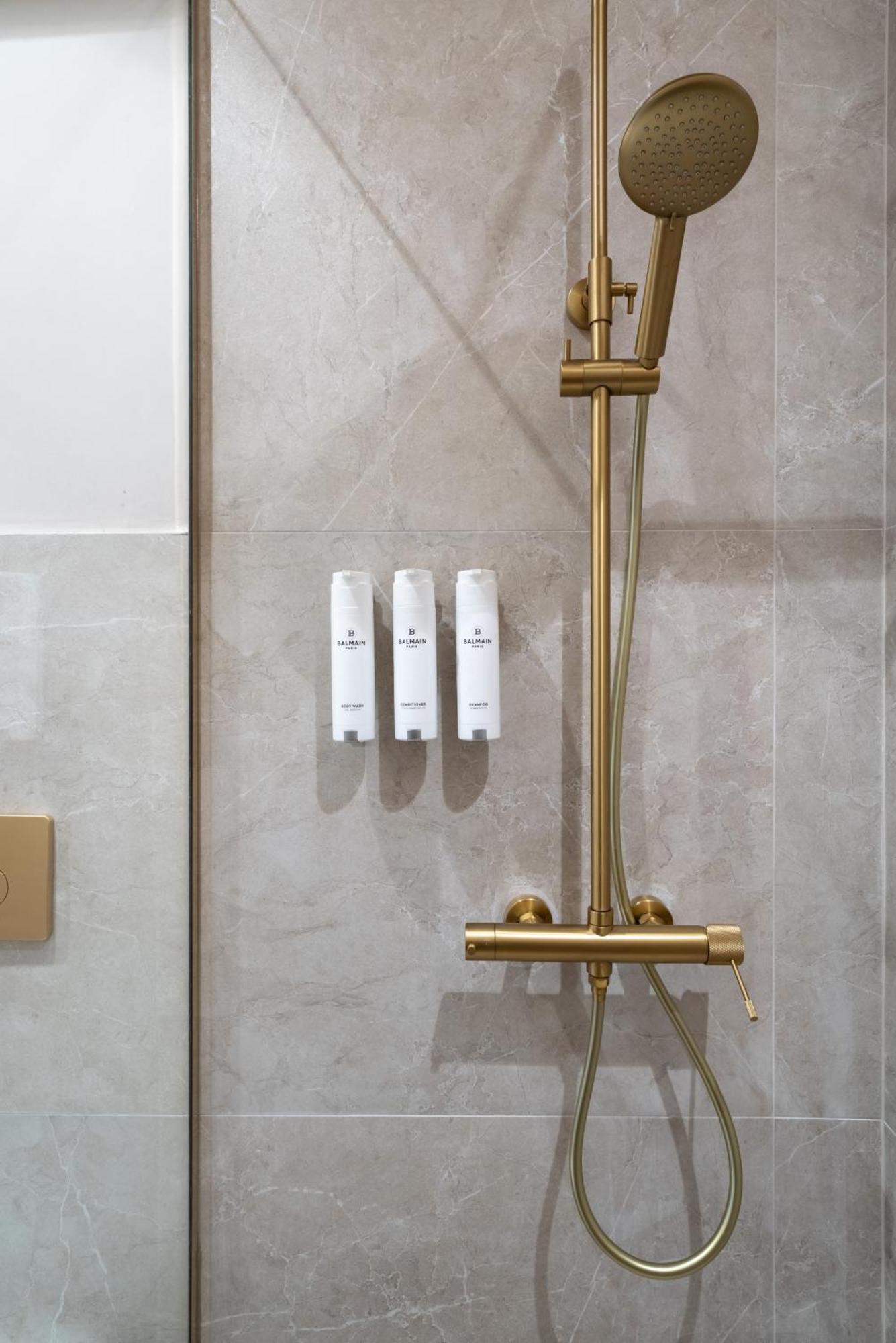Num Suites & Lofts Athens Atenas Exterior foto